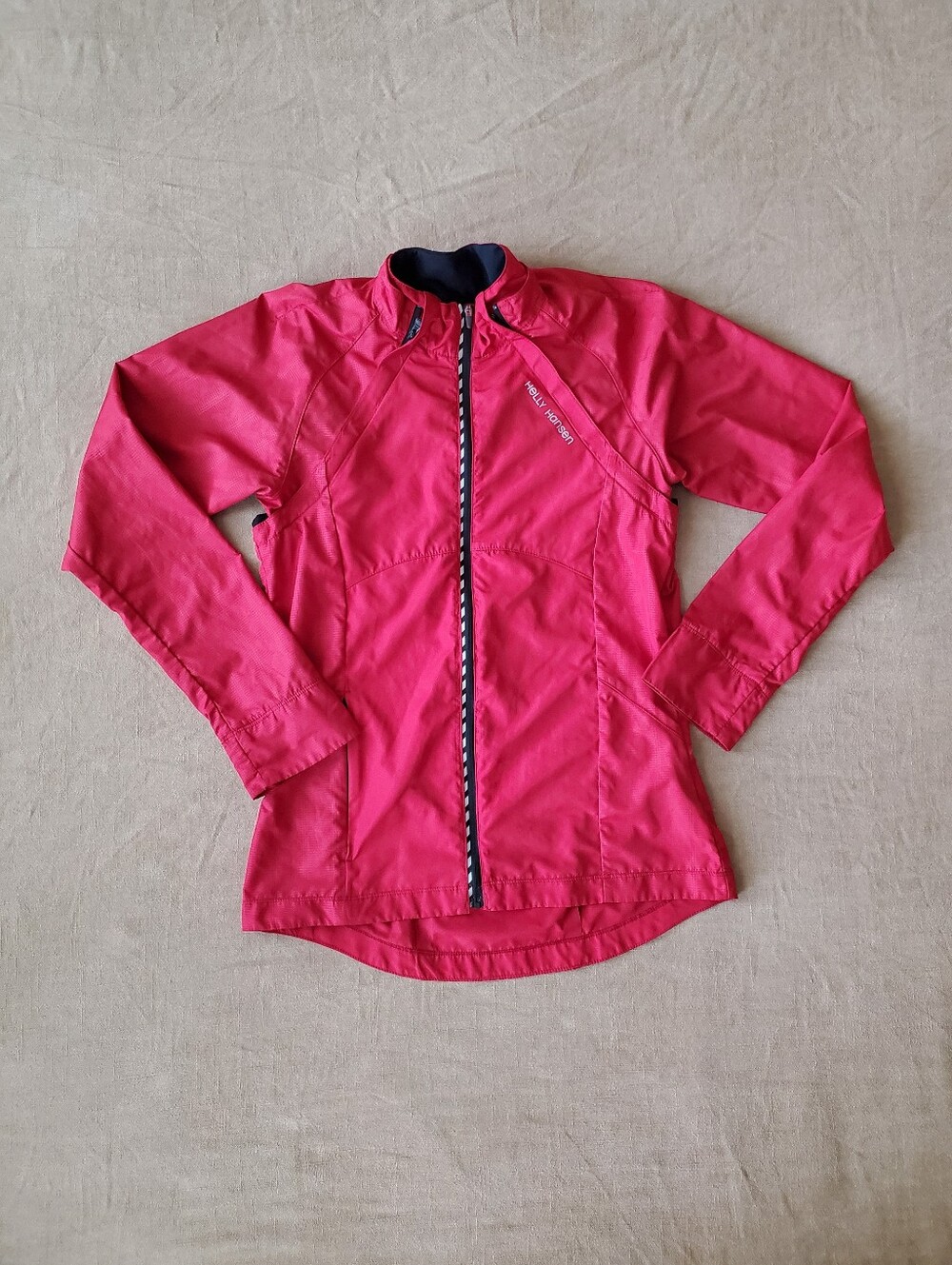 Helly Hansen Women’s Lightweight Performance Running Jacket Small
